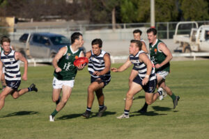 Battlers share the points