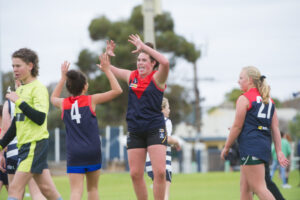 Girls kick on in Sunraysia under-14 footy
