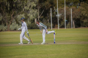 Minter, Phelan lead way