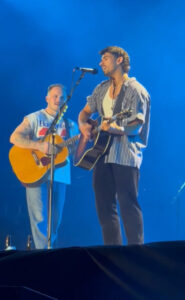 Dream comes true as Mildura musician shares stage with Zach Bryan