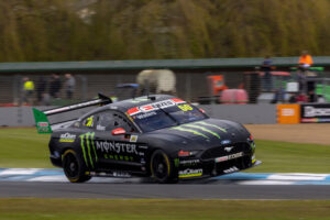 Waters on track for top-two placing