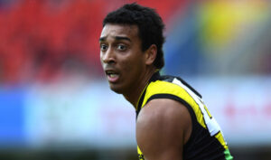 Derek Eggmolesse-Smith to chase VFL flag
