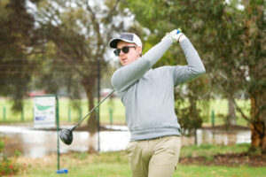 The 19th Hole: Top three split from pack