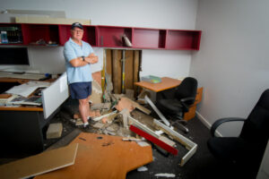 Driver leaves scene after crashing through Mildura office
