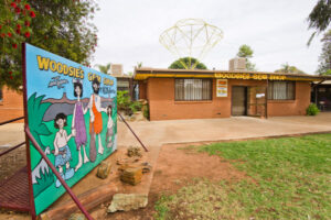 Gems stolen, owner threatened at Woodsies Gem Shop
