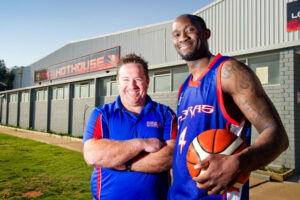 Basketball: Calvin Henry signs Merbein Cobras coaching deal
