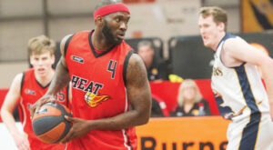 Mildura Heat star Calvin Henry commits again in Big V