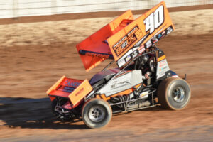 Rusty’s back to defend title