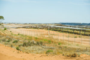 Kiamal Solar Farm payment wait for Mallee businesses, workers