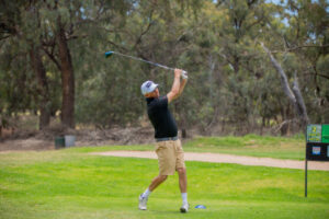 Veterans reign at Riverside
