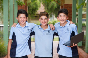 Muslim students enlighten school