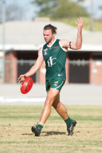 Middleton rediscovers fire