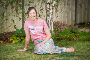 Buronga woman repays help after ‘massive’ cancer shock