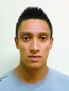 Mildura police hunt for man in Robinvale and Mildura