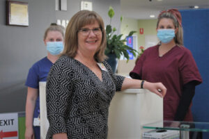 Mildura Base Hospital tightens visits to one hour