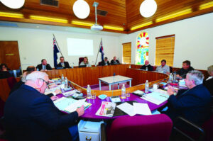 Wentworth to buy banners