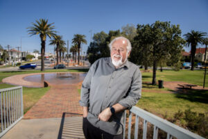 Focus on the issues, says Milne