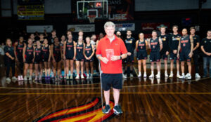 Basketball legend earns showcourt naming honour