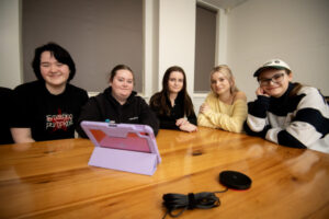 Young pols push for violence prevention in Parliament