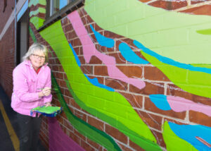 Streets ahead with mural thanks to volunteers