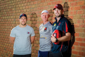Dees’ coaches back