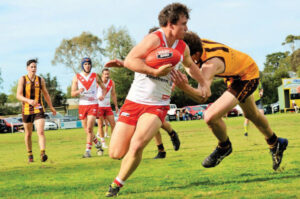 Bulldogs snap up three top recruits