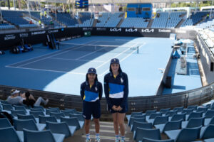 Young aces serve courtside