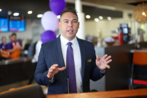 ‘Really disappointing’: Mayor on Bonza bust