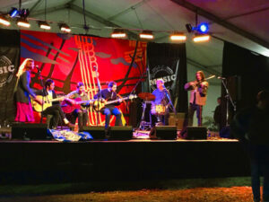 Lake Cullulleraine Music Festival: Music at the lake