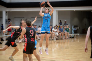 Saints, Wildcats, win preliminary finals