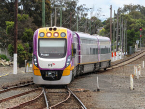 Warm weekend leads to V/Line train changes