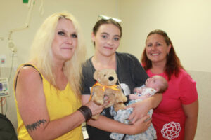 Teddy gifts brighten Sunraysia children’s hospital Christmas