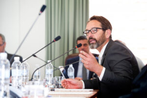 Jason Modica outlines mayoral plans