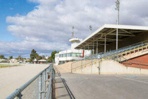 Country racing continues