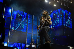 Gonna go our way: Lenny Kravitz to make Mildura stop