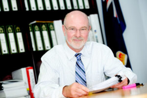 Peter Crisp wants review on Mildura Base Hospital private management