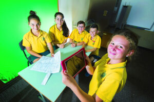 Next-gen newsreaders