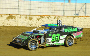 Night one a gas for Darren Kane