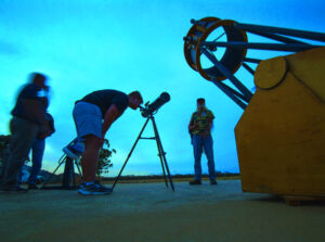 Moon no star attraction