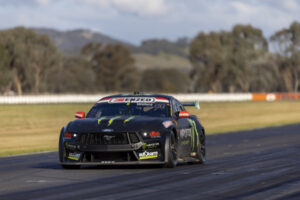 Waters looks for second Sandown win