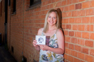 Sunraysia artist singing for a cause
