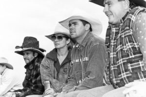 Peeps in the Past: Crowd of 1500 packs out Tapio Rodeo