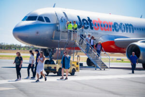 Jetstar flight makes emergency landing at Mildura Airport