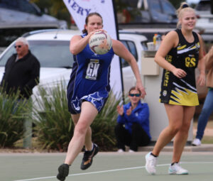 Kangas keep cool against Tigers