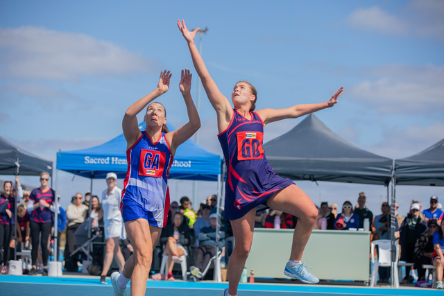 Year’s best go head-to-head