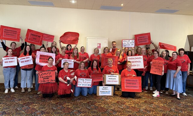 Kindie teachers strike for better pay and conditions