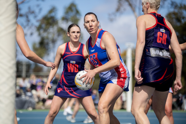 Wobbly Wenty survive Demons scare