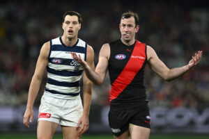 Bombers cut veteran pair