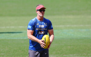 Suns adopt road trip mentality for Gabba mission