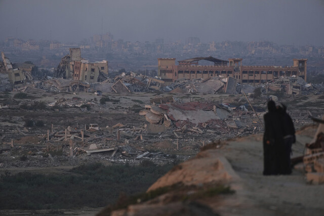 Israeli army says it controls 40 per cent of Gaza City